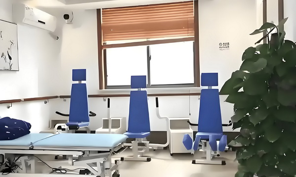 应庙大学生能入深户吗_第85期黄晓明：凡事淡然一笑是我目前最希望的状态 后都是这对年轻夫妻